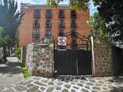 Venta de edificio de departamentos en esquina, Frente a...