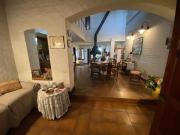 Venta de espectacular Casa 1 ambiente en Lanús