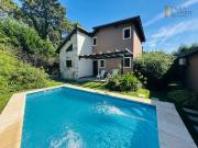 Venta de espectacular Casa 5 o mas ambientes en Mar del...