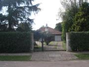 Venta de espectacular Casa 3 ambientes en Esteban...