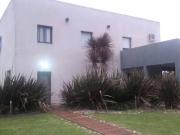 Venta de espectacular Casa 3 ambientes en Ezeiza Carlos...