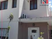 Venta de espectacular Casa 3 ambientes en Hurlingham...