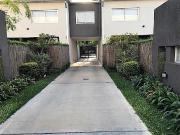 Venta de espectacular Casa 3 ambientes en Ituzaingó...