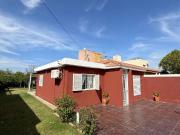 Venta de espectacular Casa 3 ambientes en Juana Koslay