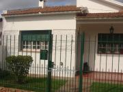 Venta de espectacular Casa 3 ambientes en La Plata City Bell