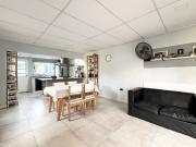 Venta de espectacular Casa 3 ambientes en La Plata City Bell
