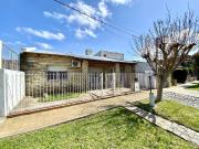 Venta de espectacular Casa 3 ambientes en La Plata Villa...
