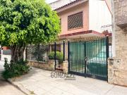 Venta de espectacular Casa 3 ambientes en Mataderos