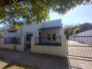 Venta de espectacular Casa 3 ambientes en Veinticinco de...