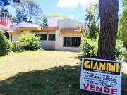 Venta de espectacular Casa 3 ambientes en Villa Gesell