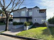 Venta de espectacular Casa 4 ambientes en Berazategui