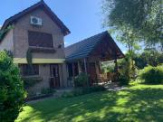 Venta de espectacular Casa 4 ambientes en Chascomús...