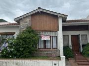 Venta de espectacular Casa 4 ambientes en Chascomús...