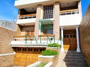 Venta de espectacular Casa 5 o mas ambientes en Concordia