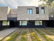 Venta de espectacular Casa 4 ambientes en Ituzaingó...