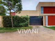 Venta de espectacular Casa 4 ambientes en La Plata