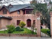 Venta de espectacular Casa 4 ambientes en La Plata