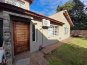 Venta de espectacular Casa 4 ambientes en La Plata...