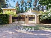 Venta de espectacular Casa 4 ambientes en La Plata Villa...