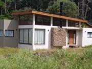 Venta de espectacular Casa 4 ambientes en Mar de las Pampas