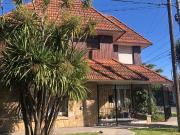 Venta de espectacular Casa 4 ambientes en Mar del Plata