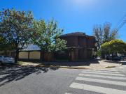 Venta de espectacular Casa 4 ambientes en Mataderos