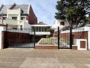 Venta de espectacular Casa 4 ambientes en Morón Villa...