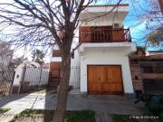 Venta de espectacular Casa 4 ambientes en Neuquén