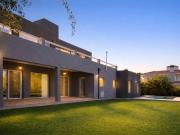 Venta de espectacular Casa 4 ambientes en Neuquén