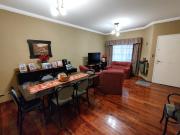 Venta de espectacular Casa 4 ambientes en Parque Avellaneda