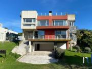Venta de espectacular Casa 4 ambientes en Pinamar