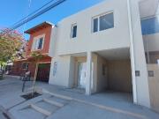 Venta de espectacular Casa 4 ambientes en Puerto Madryn