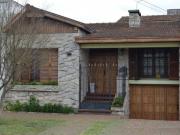 Venta de espectacular Casa 4 ambientes en Quilmes