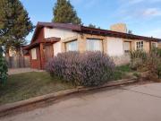 Venta de espectacular Casa 4 ambientes en San Carlos de...