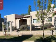 Venta de espectacular Casa 3 ambientes en San Luis