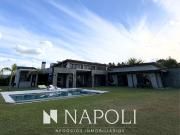 Venta de espectacular Casa 4 ambientes en San Vicente...