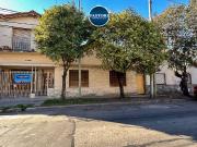 Venta de espectacular Casa 4 ambientes en Vicente López...
