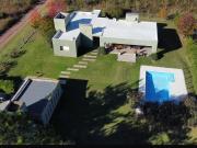 Venta de espectacular Casa 4 ambientes en Villa del Dique