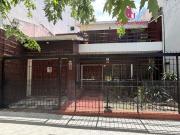 Venta de espectacular Casa 4 ambientes en Villa del Parque