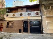 Venta de espectacular Casa 4 ambientes en Villa Devoto