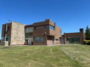 Venta de espectacular Casa 5 o mas ambientes en...