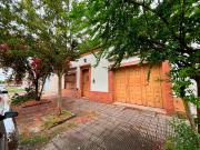 Venta de espectacular Casa 5 o mas ambientes en...