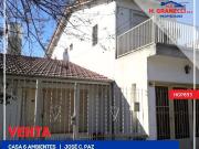Venta de espectacular Casa 5 o mas ambientes en José C...