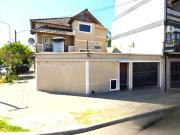 Venta de espectacular Casa 5 o mas ambientes en La...