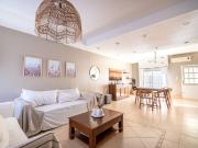 Venta de espectacular Casa 5 o mas ambientes en La...