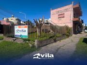 Venta de espectacular Casa 5 o mas ambientes en La...