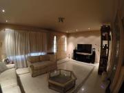 Venta de espectacular Casa 5 o mas ambientes en La...