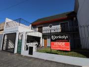 Venta de espectacular Casa 5 o mas ambientes en La...