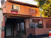 Venta de espectacular Casa 5 o mas ambientes en La...