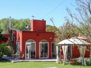 Venta de espectacular Casa 5 o mas ambientes en La Plata...
